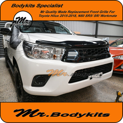 Toyota Hilux 2015-2018 Front Grille with LEDs | SR/SR5/Workmate | Gloss Black Painted
